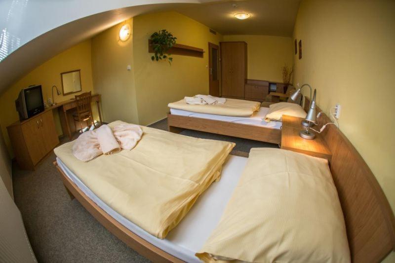 Hotel Na Jizni 普勒洛夫 外观 照片