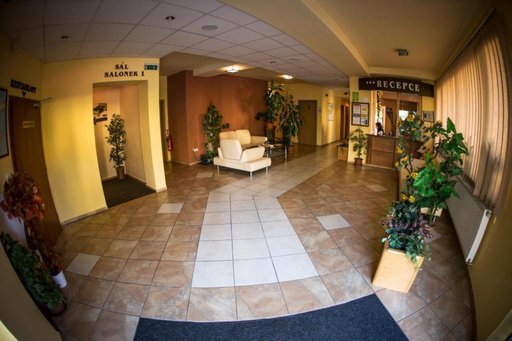 Hotel Na Jizni 普勒洛夫 外观 照片